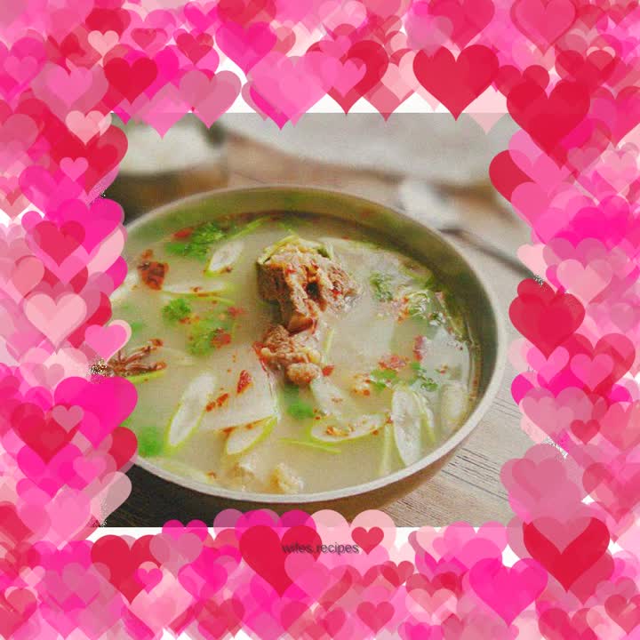 Beef bone and radish soup