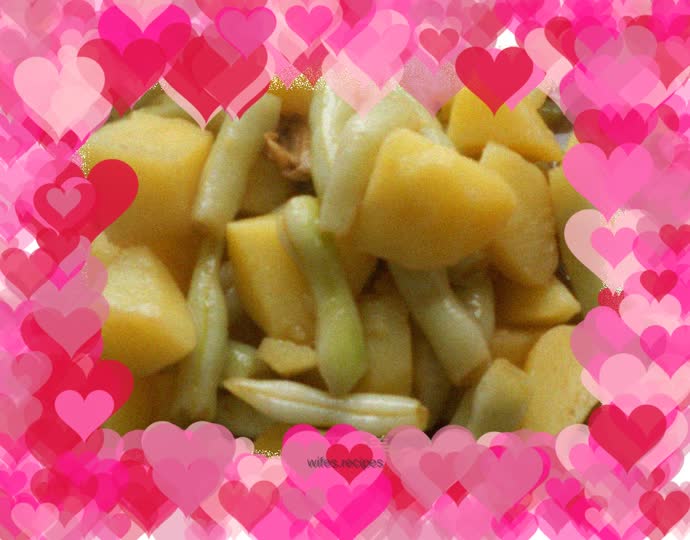 Kidney beans, pork and potatoes stew