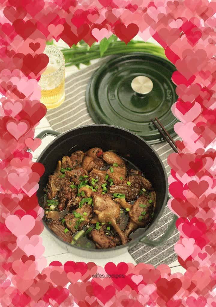 The beer duck made in a cast iron pot by Yichufu will leave you with endless aftertaste