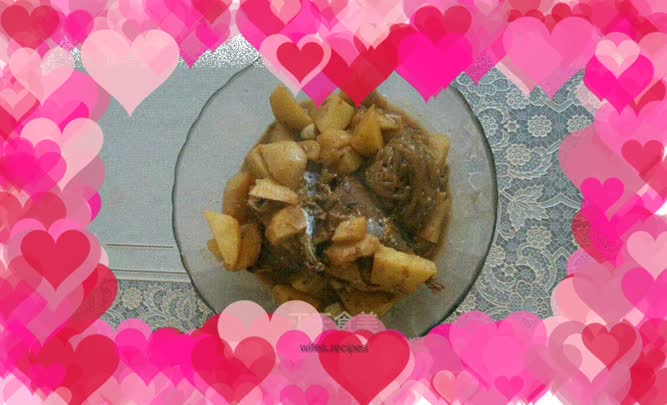 Mackerel stewed with potatoes