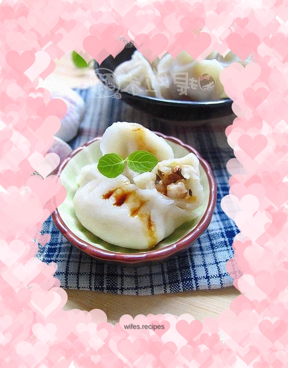 Take one bite and your mouth will be full of flavor - Three Fresh Shrimp Dumplings