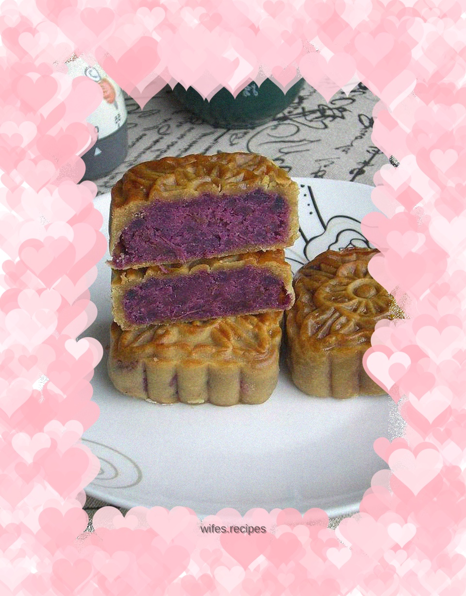 Rose Purple Sweet Potato Mooncake
